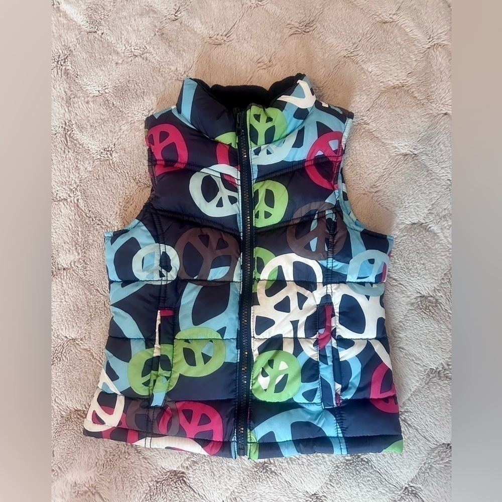 Old Navy Fleece Puffer Vest Peace Sign size Small 6-7